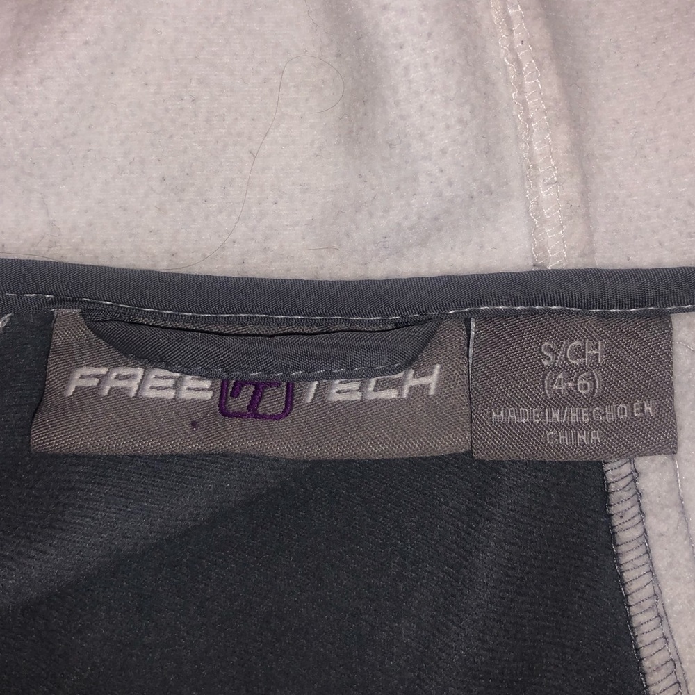 Free Tech Jacket - Picture 6 of 6